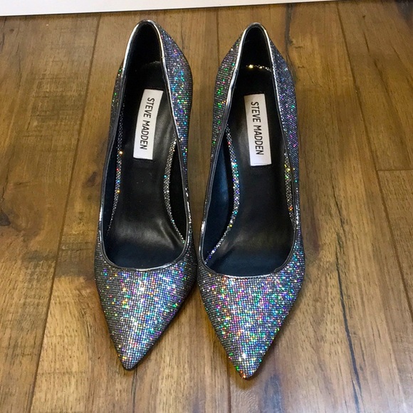 Brand new never worn glitter heels from Steve Madden - Picture 2 of 3